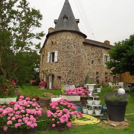 مبيت وإفطار Ahuillé Manoir Familial De La Provosterie المظهر الخارجي الصورة