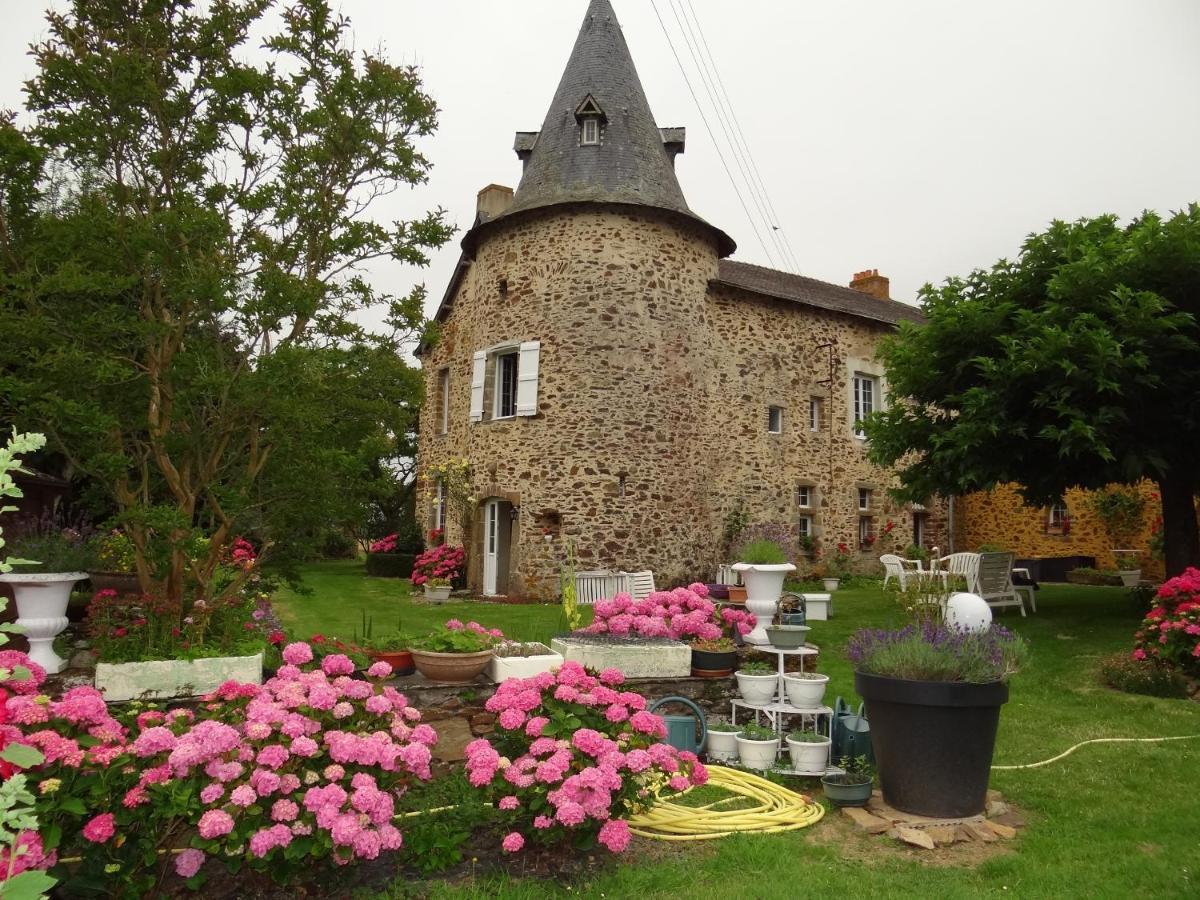 مبيت وإفطار Ahuillé Manoir Familial De La Provosterie المظهر الخارجي الصورة