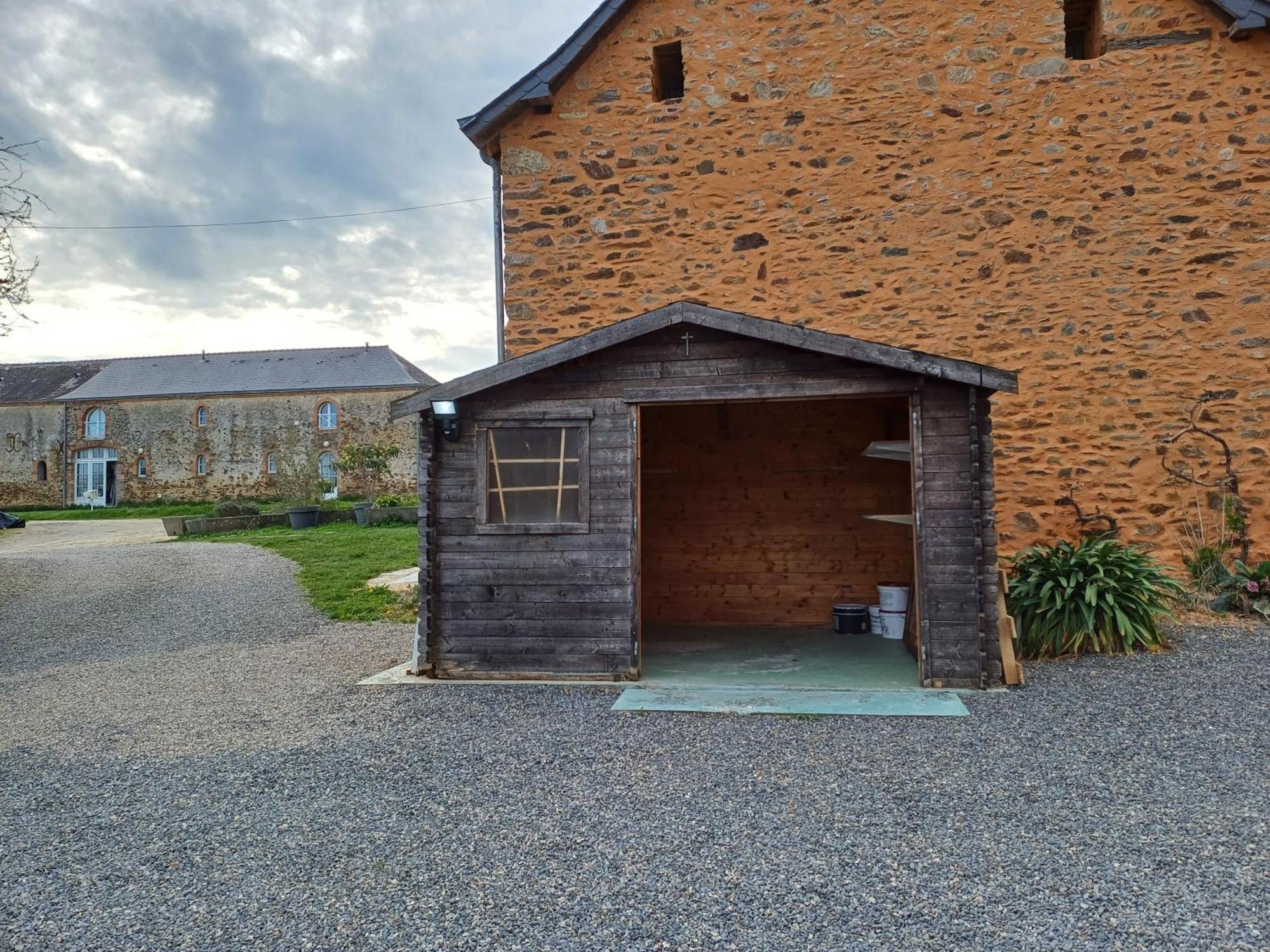 مبيت وإفطار Ahuillé Manoir Familial De La Provosterie المظهر الخارجي الصورة